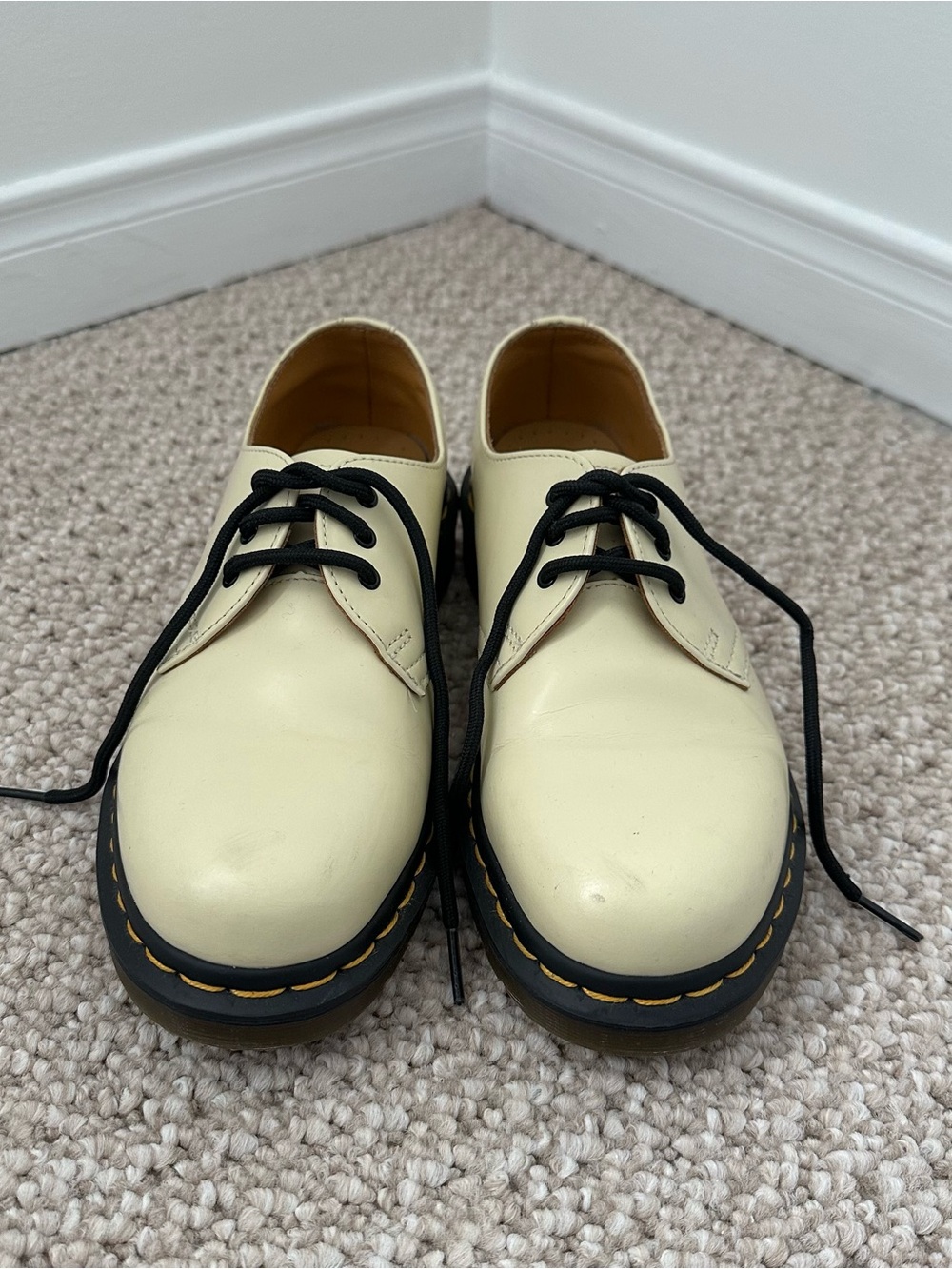 1461 Smooth Leather Oxford Shoes Cream Size 7